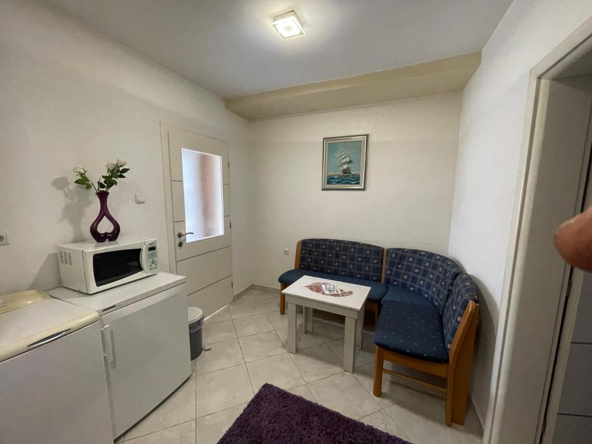 Apartmani Brod Zenica Esterno foto