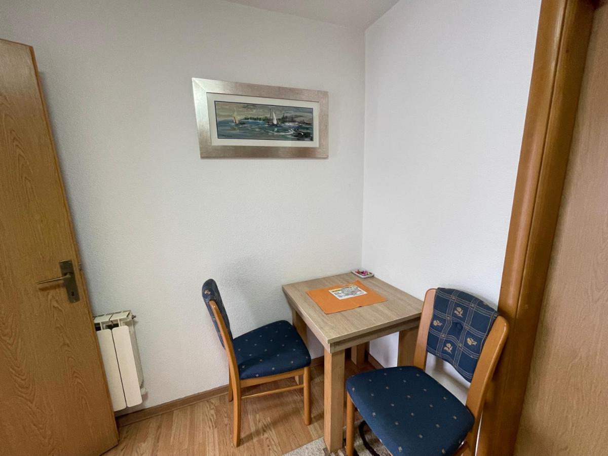 Apartmani Brod Zenica Esterno foto